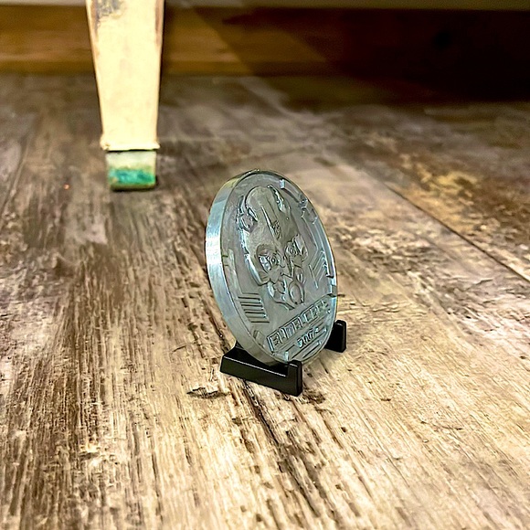 Bumblebee transformers, car and coin - Picture 4 of 14